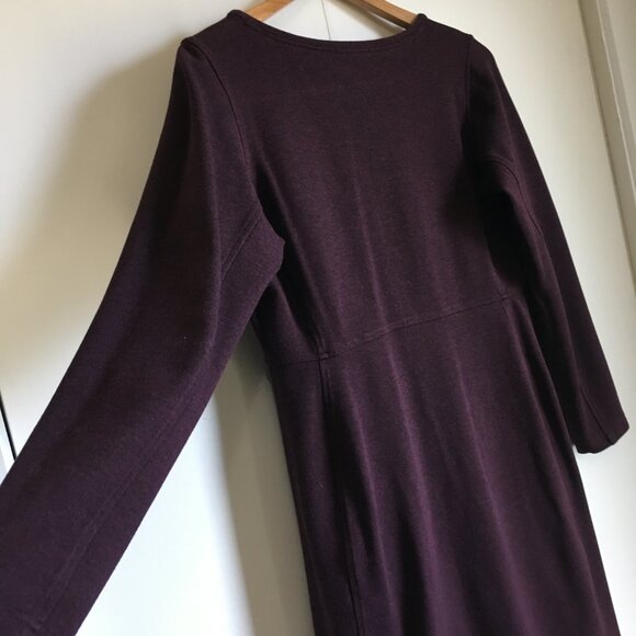 Duluth Trading Co Oxblood Rayon Blend Knit Sweater Dress Hip Pocket - Picture 6 of 16